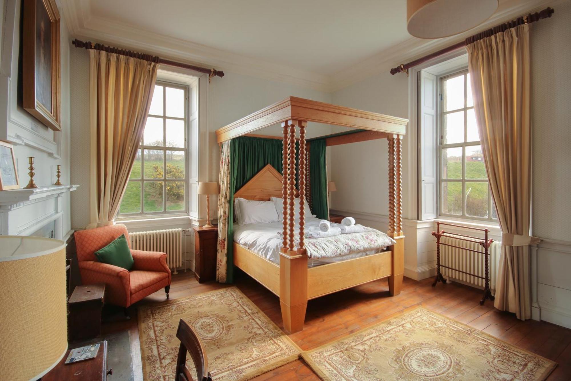 Merchant'S House - Large Two Floor Apartment!! Sleeps Up To 11 People, First Floor Available Separately, Sleeping 2 People At A Reduced Rate!!! Аймут Экстерьер фото